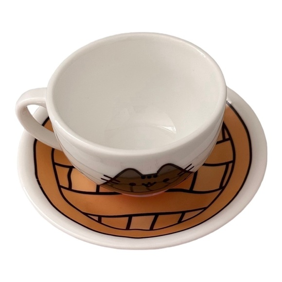 Pusheen The Cat Limited Edition Apple Pie Tea / Coffee Cup and Saucer - Picture 2 of 8